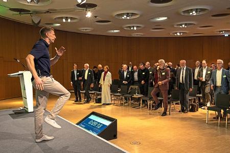 auto motor und sport Tech-Konferenz und Kongress 1.Tag 13.10.202