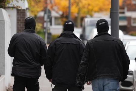 In drei Bundesländern gab es Razzien. 