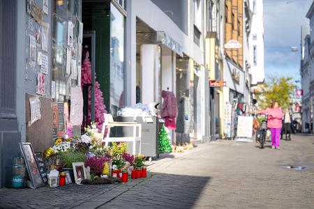 Die tödlichen Polizeischüsse auf einen jungen Mann in Oldenburg haben für große Anteilnahme und eine gesellschaftliche Debatte gesorgt. (Archivbild)