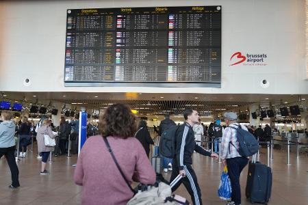 Am Dienstagabend kam der Flugbetrieb am Brüsseler Flughafen wegen Drohnen zweimal zum Erliegen.