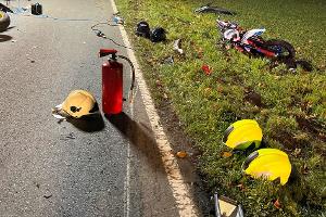 Drei Motorradfahrer wurden verletzt.