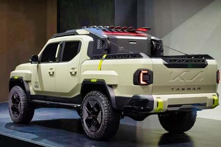 04/2025 Kia Tasman Pickup Concept
