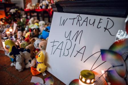 Nach dem gewaltsamen Tod des achtjährigen Fabian aus Güstrow wurde eine Tatverdächtige in Haft genommen. (Symbolbild)