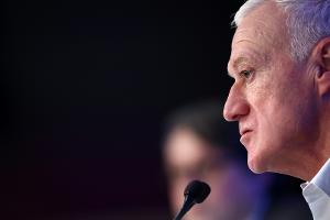 Deschamps hadert mit Ansetzung am Jahrestag der Terrornacht