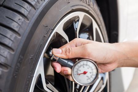 Reifendruck im Blick behalten