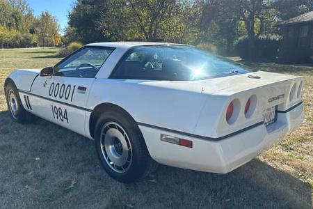 Corvette C4 VIN 0001 (1984)