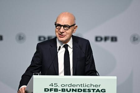 DFB-Bundestag: Neuendorf bleibt Präsident