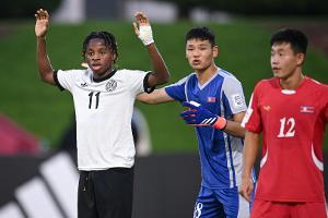 Titelverteidiger taumelt: U17 droht frühes WM-Aus