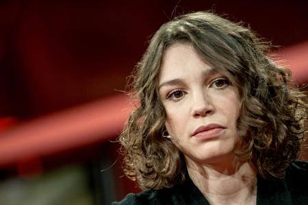 Die russische Oppositionelle Schanna Nemzowa kritisiert, dass auch viele einfache Kleinanleger ihrer Heimat zu Unrecht unter den westlichen Finanzaktionen leiden. (Archivbild)