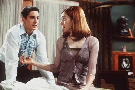 Michelle (Alyson Hannigan)