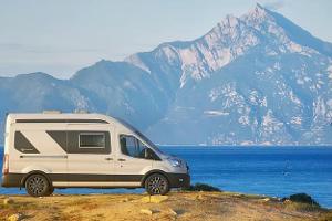 Sun Living V 60 DL Campingbus