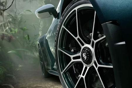 Porsche 911 GT3 Touring Ocelot Sonderwunsch