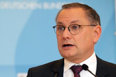 AfD-Chef Tino Chrupalla spricht von Spaltung. (Archivbild) 