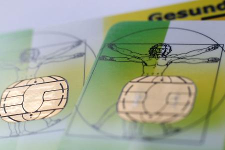 Jede Krankenkasse legt ihren Zusatzbeitrag selbst fest.