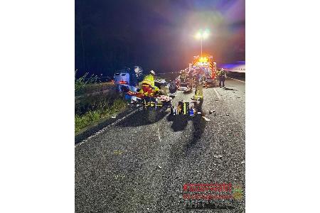 Verkehrsunfall mit drei Verletzten, 10.11.2025, Feuerwehr Recklinghausen.