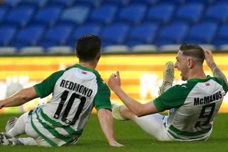 Erst Rennstrecke, dann Lostopf: Wales lost per Kart-Show aus