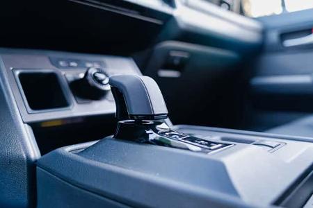 11/2025 Toyota Hilux BEV Elektroantrieb Premiere