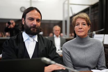 Das Hamburger Landgericht geht der Frage nach, ob die Entführer der Kinder von Christina Block eigentlich nur die IT-Sicherheit in dem Hotel- und Restaurantunternehmen prüfen sollten.