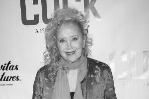 Sally Kirkland: Golden-Globe-Gewinnerin stirbt mit 84 Jahren