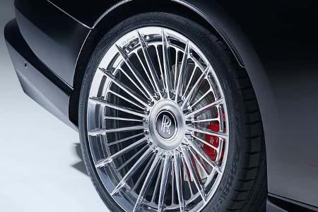 Spofec Rolls-Royce Black Badge Spectre