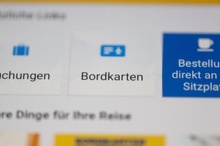 Ohne Papier an Bord: Ryanair will es erzwingen. (Symbolbild)