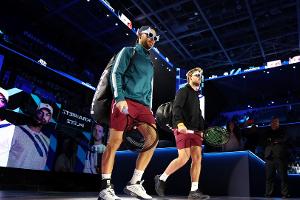 Mit Hai-Sonnenbrillen: Positiver Abschluss für Krawietz/Pütz