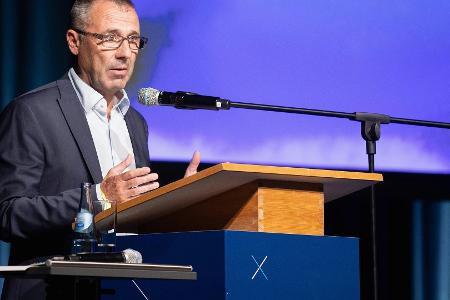 ALS-Erkrankung: Hoffenheims Präsident Albrecht tritt zurück