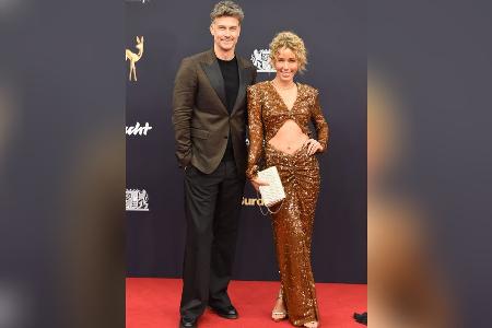 Bambi 2025: Glamouröse Power-Couples auf dem roten Teppich