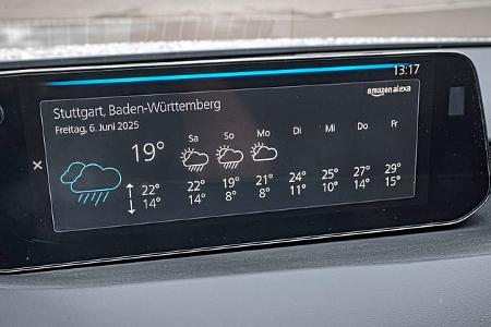 Mazda 3, Infotainment