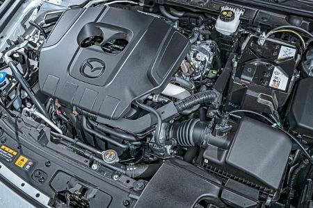 Mazda 3, Motor