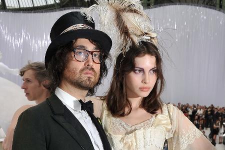 Sean Lennon und Charlotte Kemp Muhl
