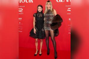 Gala in Berlin: Heidi Klum strahlt neben Tochter Leni im Leo-Look
