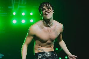 Sorge nach Untersuchung: Yungblud darf bis Ende 2025 nicht touren