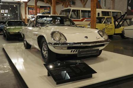 Mazda 110 S Cosmo