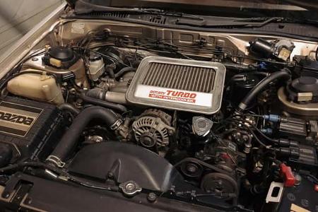 Mazda Luce Royal Classic