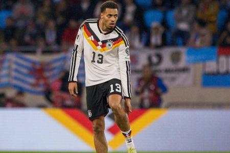 Felix Nmecha (ab 46.) - Note: 2,5 - Verwaltete die Führung mit Ruhe am Ball und der nötigen Intensität in der Rückwärtsbewegung. Probierte sich in der Schlussphase dann noch mehrfach einen seinen Lieblingsschüssen von der Strafraumkante. Hatte diesmal aber nicht die nötige Präzision.