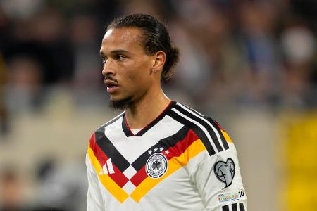 Leroy Sané - Note: 1,0 - Zementierte sein Image als großer Gewinner der letzten Tage mit einer weiteren Gala-Leistung. Bot pausenlos kluge Läufe in den freien Raum an und hebelte den Gegner gerade im Umschaltspiel komplett aus. Schnürte schon vor der Pause einen Doppelpack. Krönte seine Leistung später sogar noch mit einer Vorlage per Hackentrick.