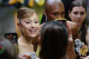 "Wicked: For Good"-Premiere in Singapur