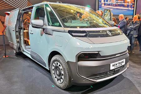 11/2025 Renault Trafic E-Tech Premiere