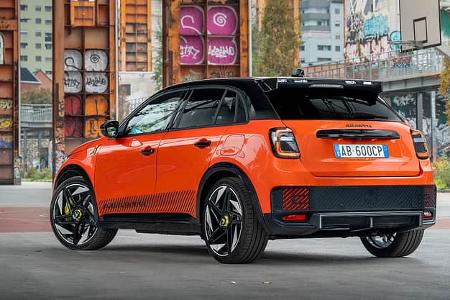 Abarth 600e Competizione