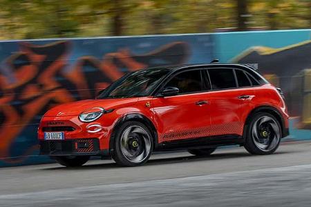 Abarth 600e Competizione