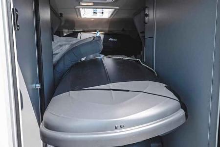 f_Knaus_Sport+Fun_Black-Edition_Dachbox1