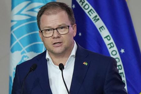 Umweltminister Carsten Schneider sagte, es gehe darum, sich von fossilen Energieträgern 