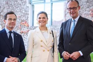 Kronprinzessin Victoria von Bundeskanzler Friedrich Merz empfangen
