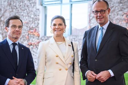 Kronprinzessin Victoria von Bundeskanzler Friedrich Merz empfangen
