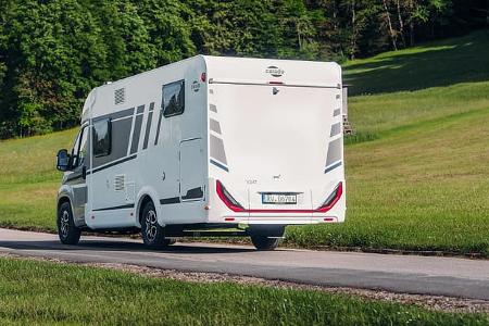 Carado V347 Familien-Wohnmobil Heck