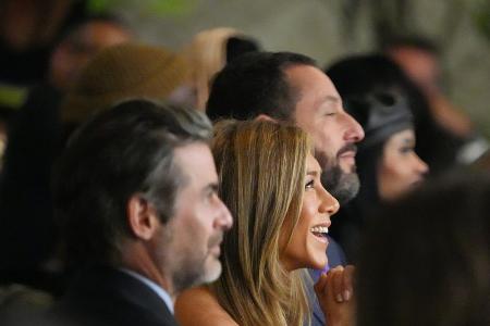 Adam Sandler feiert Jennifer Anistons neue Beziehung mit Jim Curtis