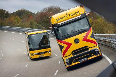 11/2025 Mercedes eActros Safety Truck
