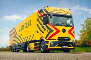 11/2025 Mercedes eActros Safety Truck