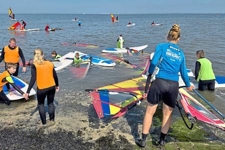 Surfer, Nordsee, Camping, Urlaub 